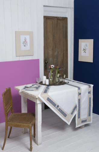 Obrus biały z greckim wzorem 180x230cm